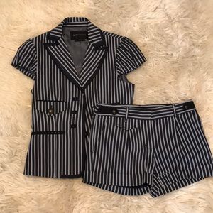 NWOT BCBG Max Azria Shorts Suit!